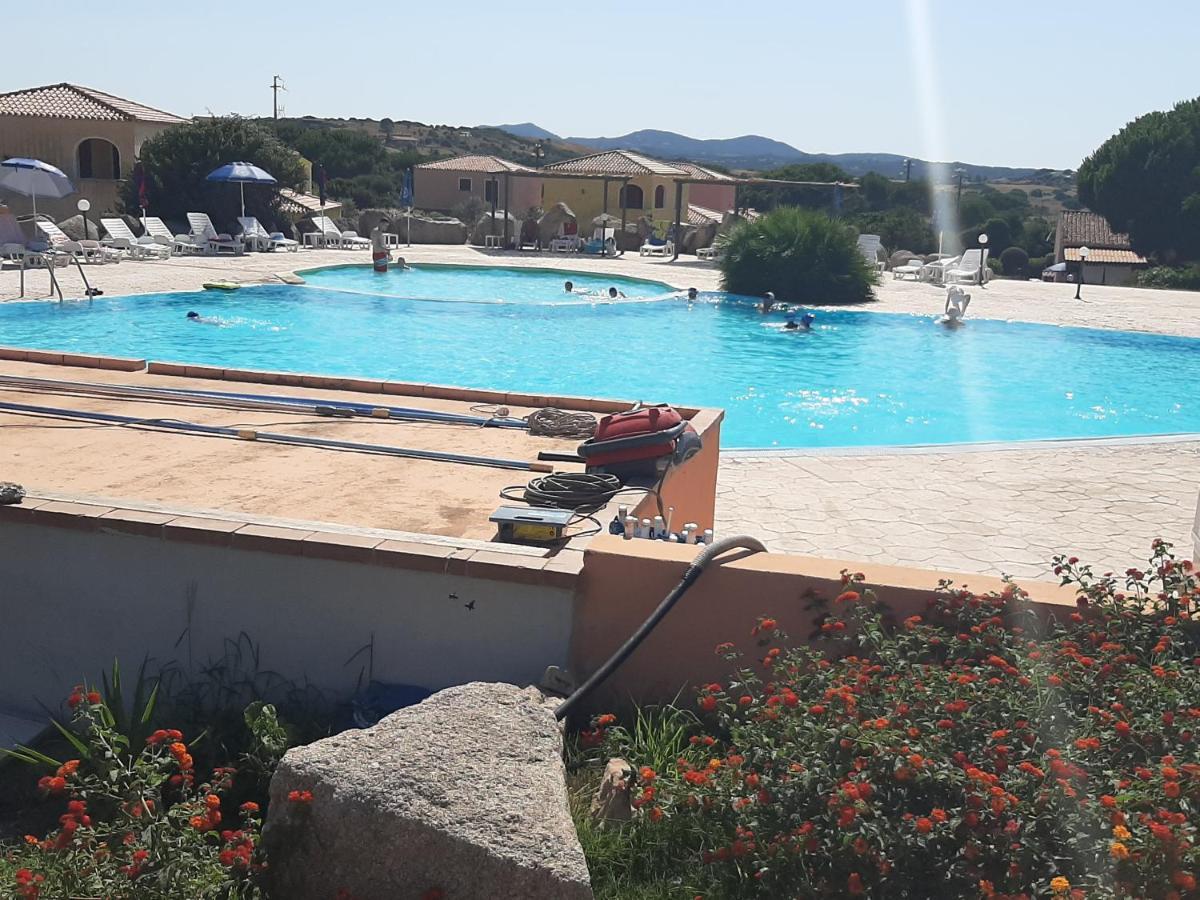 Appartamento Residence Mirice Vignola Mare Aglientu Casa Giorgia Luaran gambar